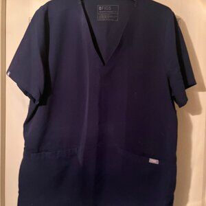 Casma navy blue figs top